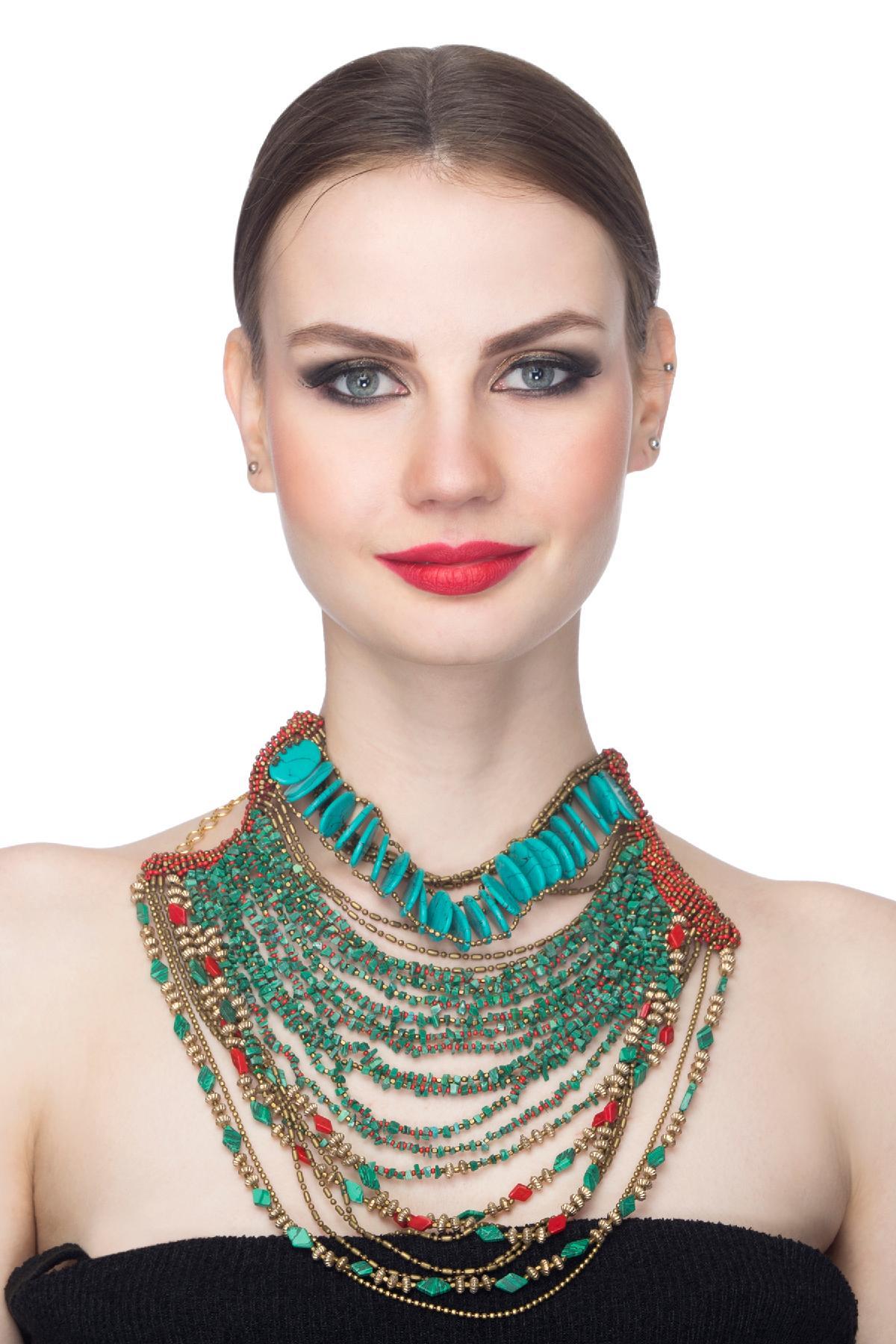 Neckpiece online on sale