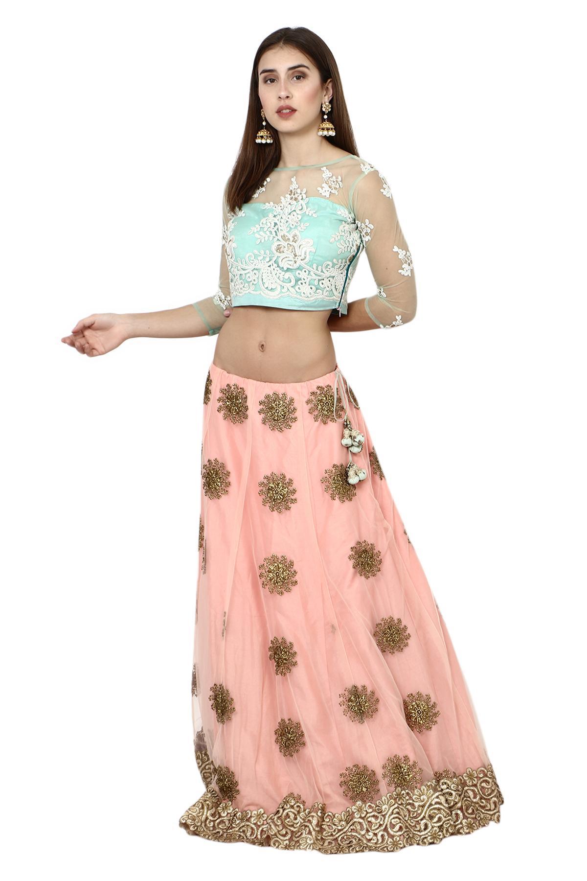 Style Tips On How To Wear Crop Tops – South India Fashion | Wear crop top,  Long skirt, Crop top skirt