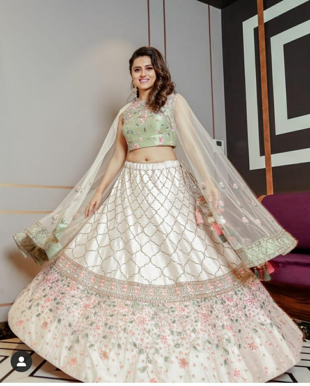 Beautiful lengha. Red white and green | Lehenga style saree, Indian bridal  wear, Designer bridal lehenga choli