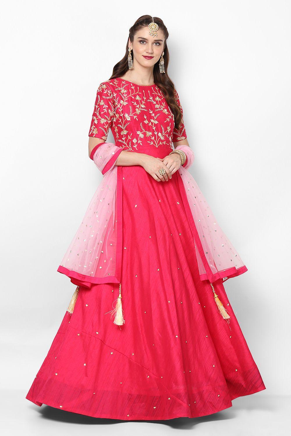 Share more than 160 pink gown with dupatta