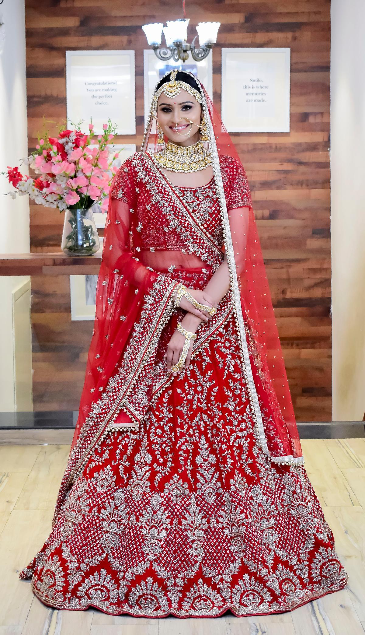 Buy DC FASHION Red Rajwada Bridal Lehanga Silk Semi-Stitched Lehenga Choli  with Dupatta, Wedding-Party Lehenga For Womens (Free Size) at Amazon.in
