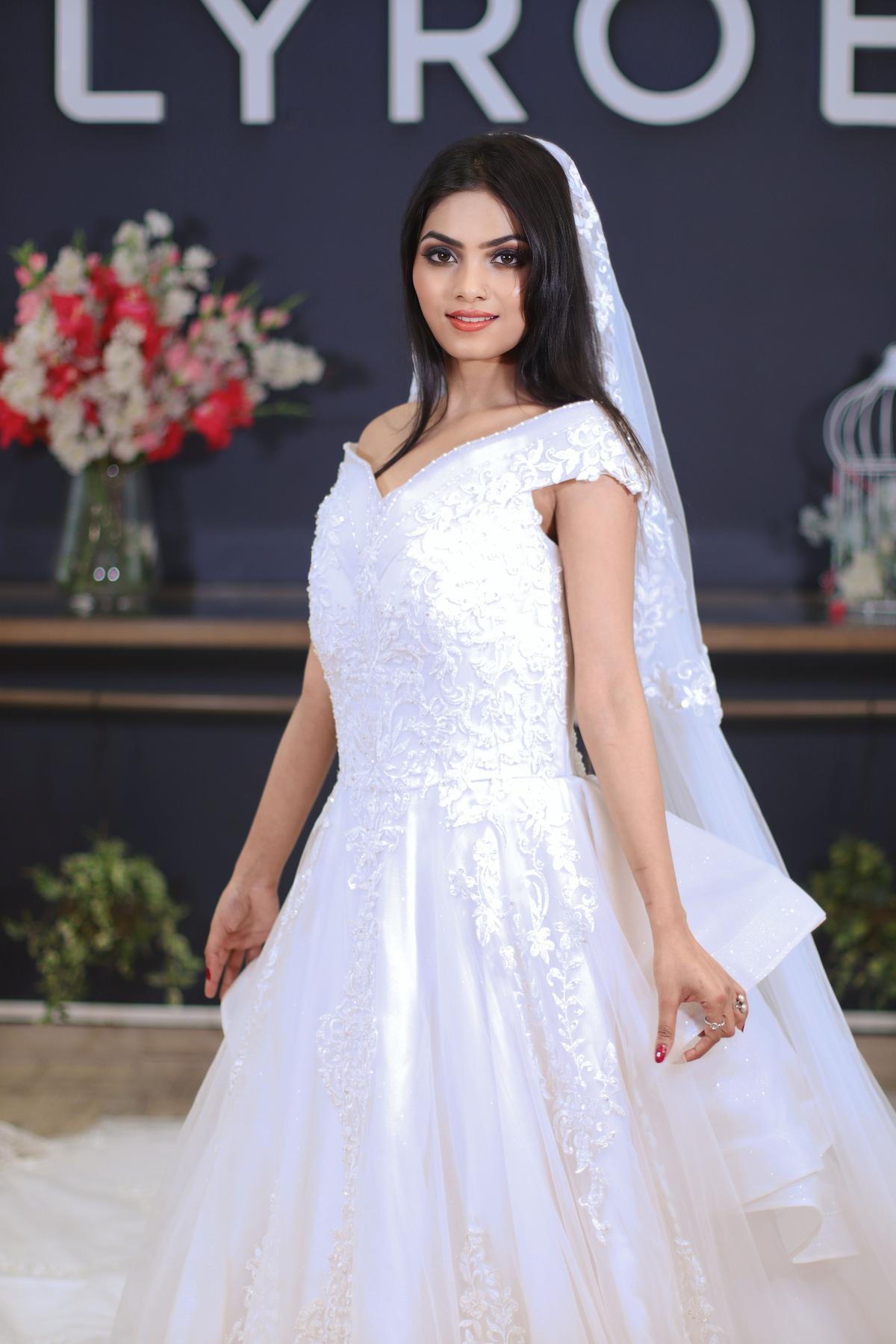 Shop For Christian Wedding Gowns For White Wedding |LBB Pune-megaelearning.vn