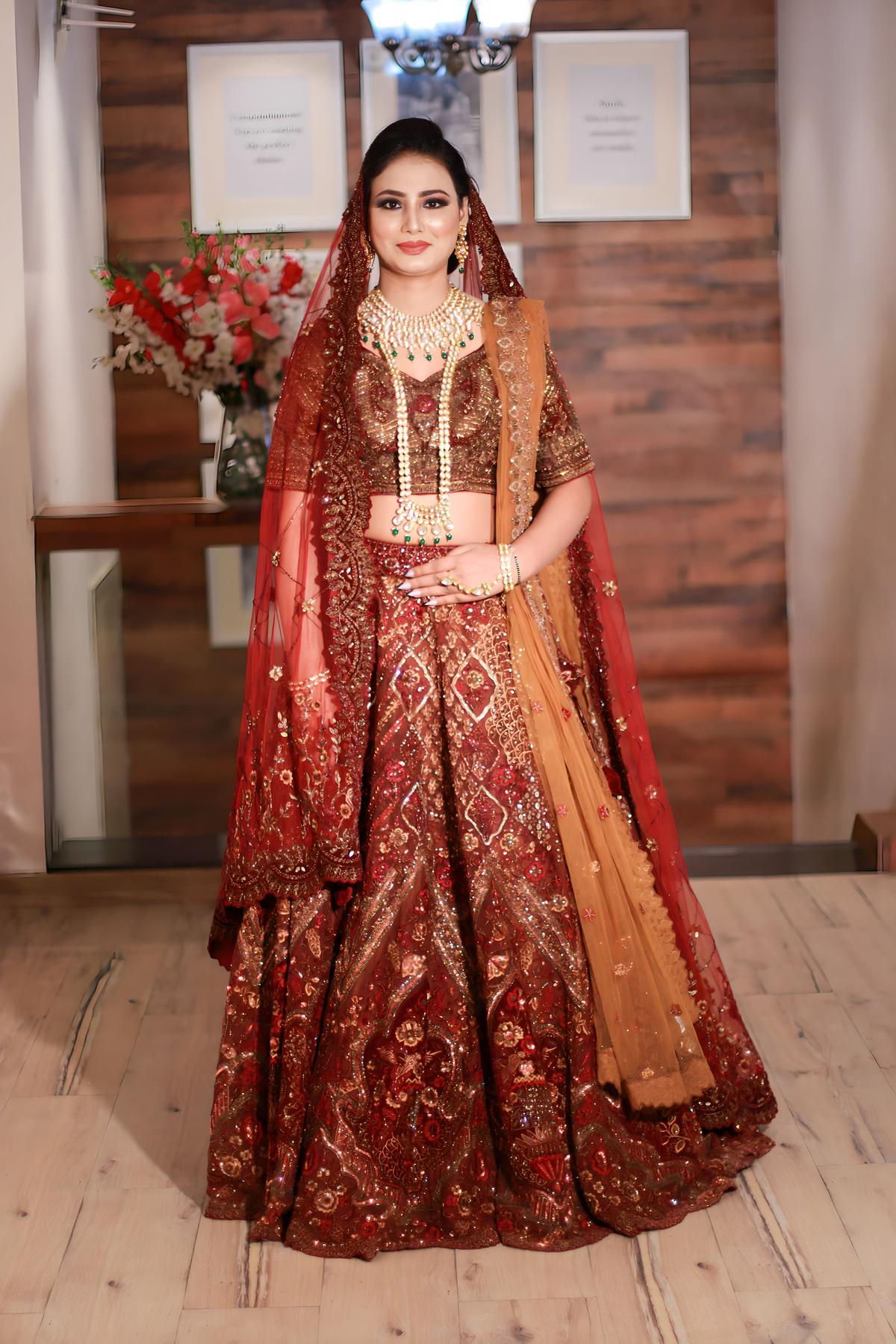 Incredible Beige- Gold Silk Saree with Maroon Blouse
