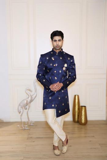 Buy Indo Western Outfits for Men - Achkan style sherwani, Black Achkan, Indo  Western Menswear Online India | Bonsoir