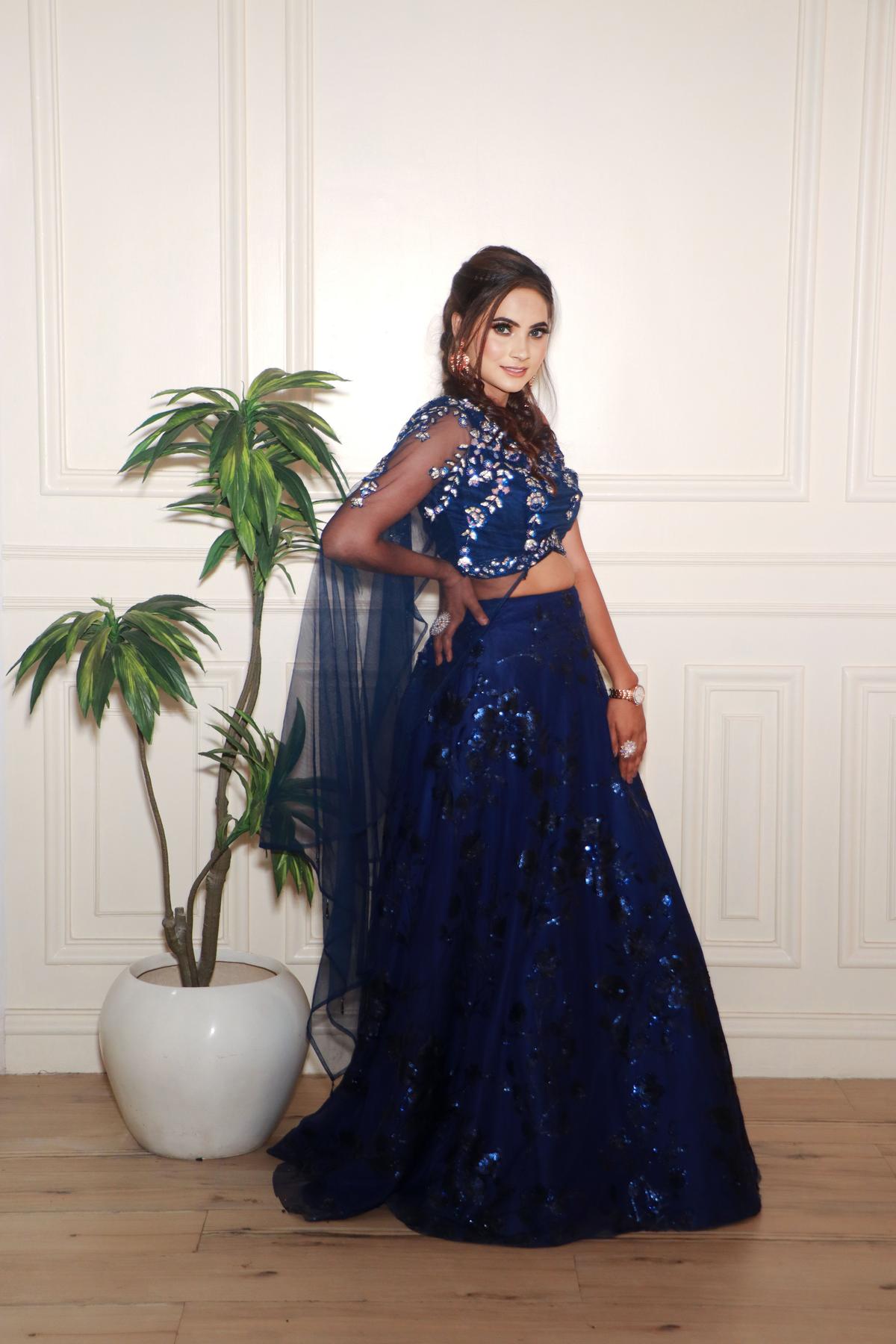 Navy Blue Navy Blue Crop Top Skirt by HER CLOSET for rent online | FLYROBE Navy Blue Navy Blue Crop Top Skirt by HER CLOSET for rent online | FLYROBE