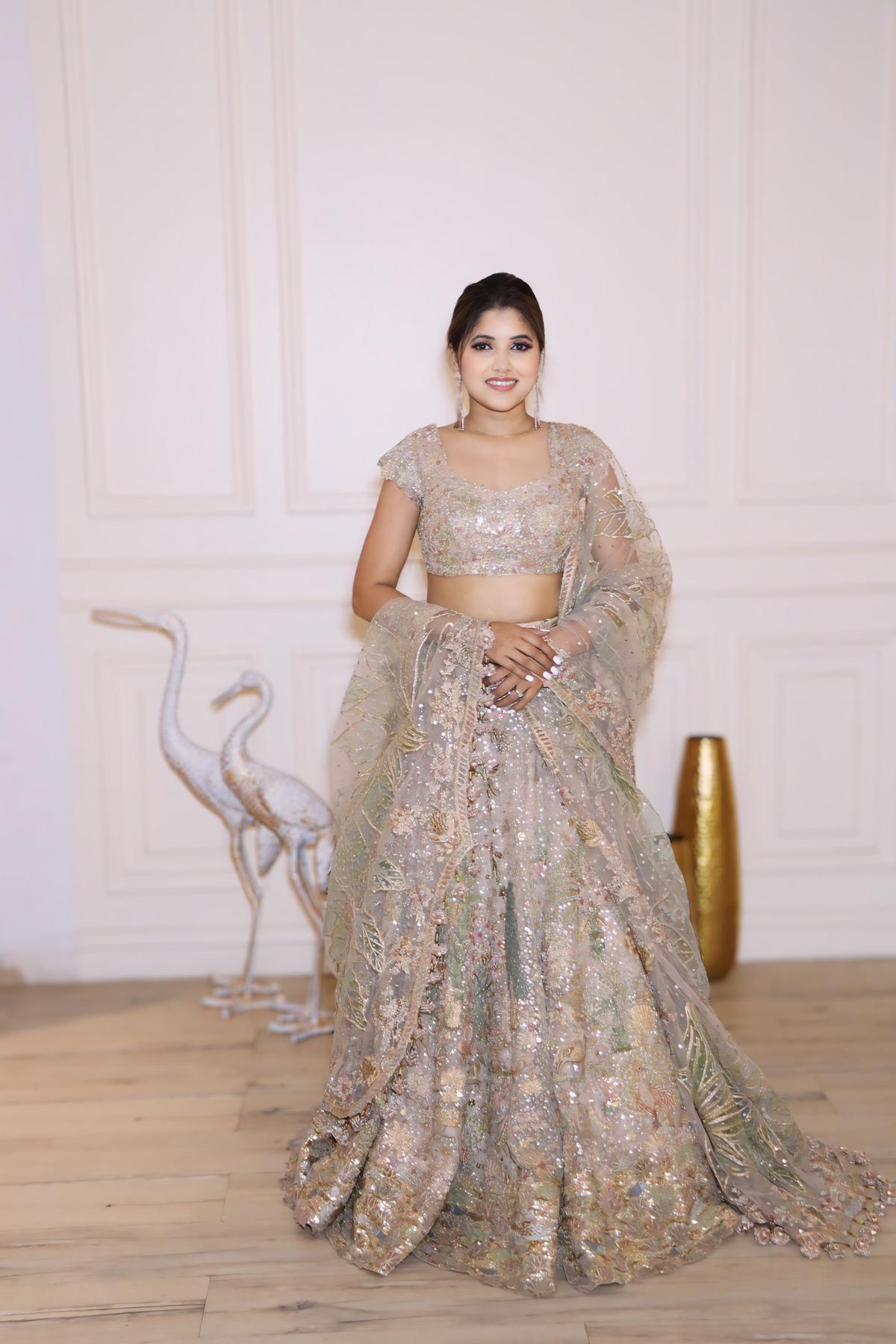 Golden Golden Lehenga by Rimple And Harpreet Narula for rent