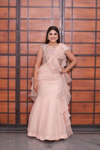 Saree Collection Online - Rent Designer Ethnic Saree for Women and Men @Rentitbae.com Saree Collection Online - Rent Designer Ethnic Saree for Women and Men @Rentitbae.com